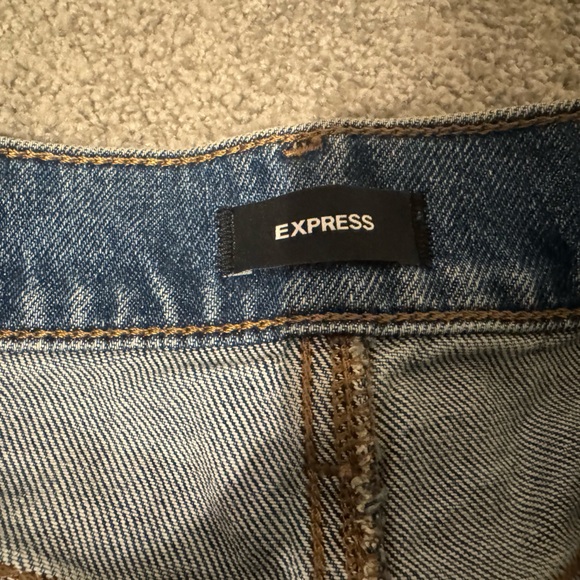 express jean shorts 2 inch inseam high-rise stretch size 10 - Picture 4 of 5